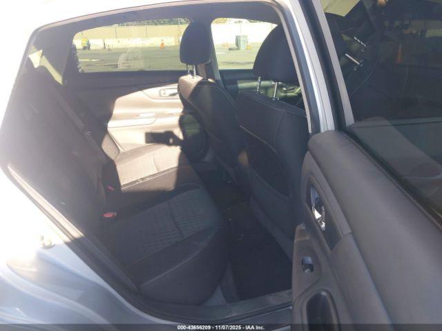 Nissan Altima 2.5 S Image 6