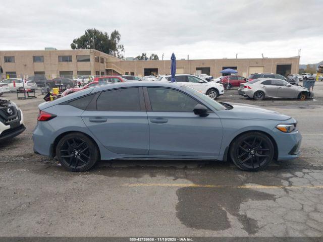 Honda Civic Sport Image 11