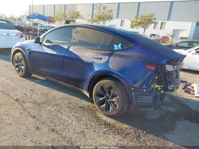 Tesla Model Y Image 6