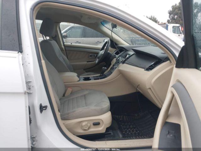 Ford Taurus Se Image 9