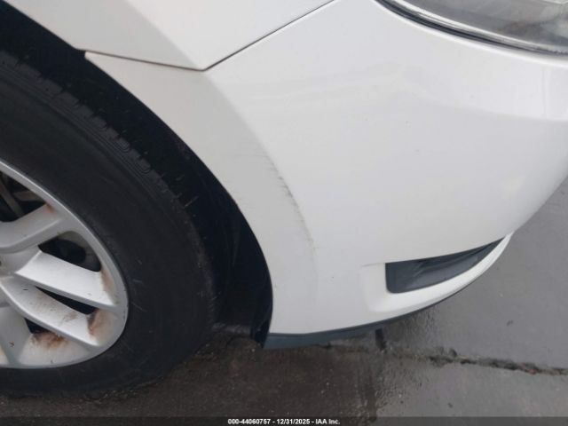 Ford Taurus Se Image 4