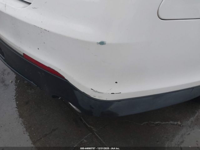 Ford Taurus Se Image 6