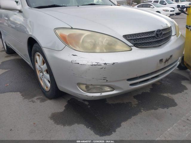 Toyota Camry Xle Image 4