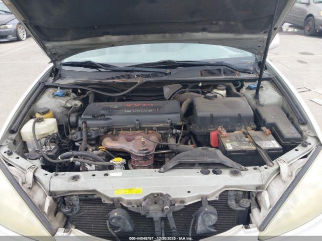 Toyota Camry Xle Image 5