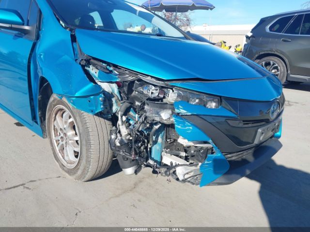 Toyota Prius Prime Limited Image 11
