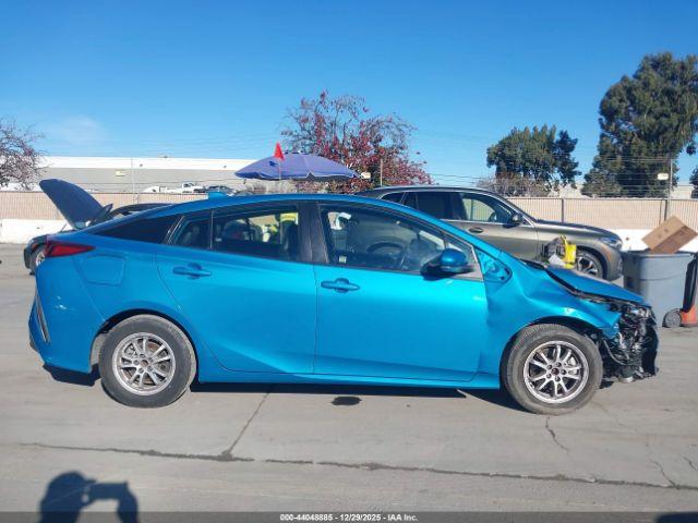 Toyota Prius Prime Limited Image 3