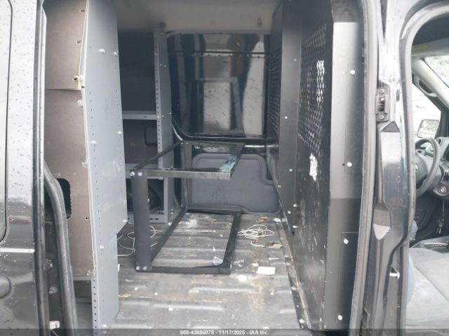 Ford Transit Xlt Image 8