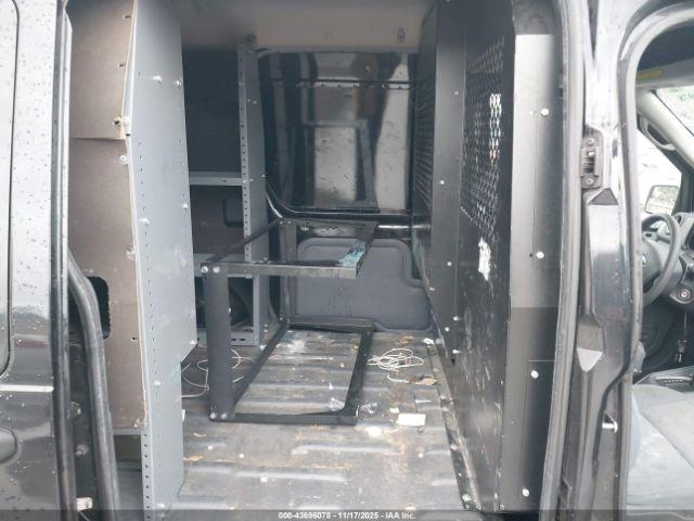 Ford Transit Xlt Image 8