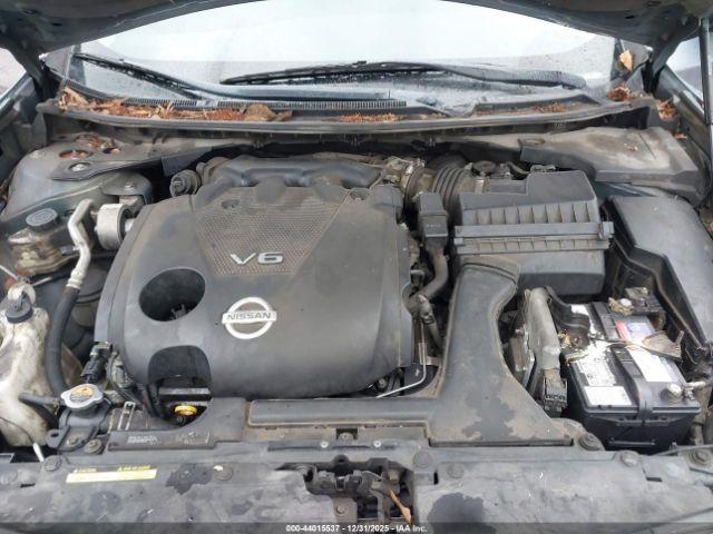 Nissan Maxima 3.5 S Image 10