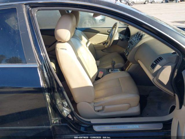 Nissan Altima 2.5 S Image 9