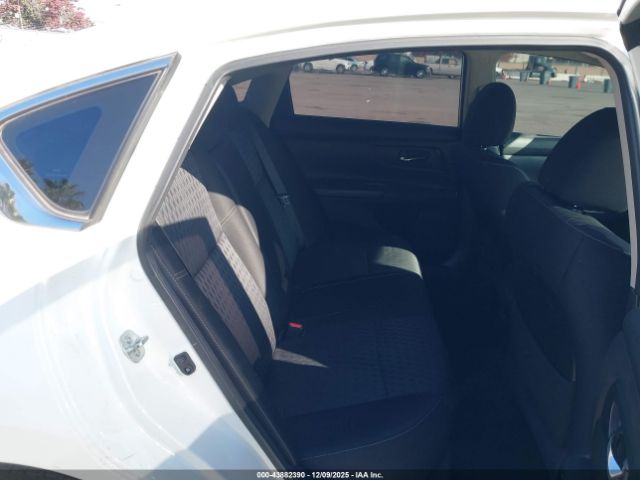 Nissan Altima 2.5 S Image 5