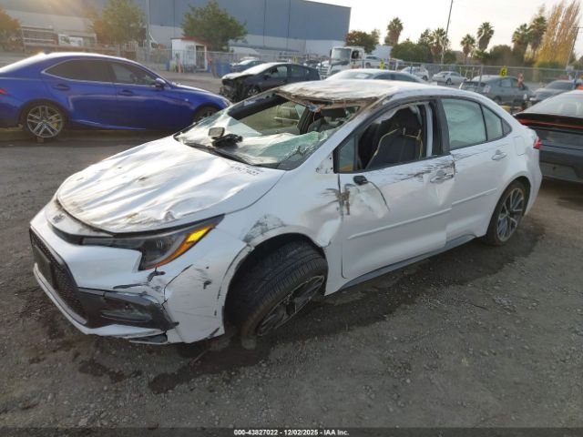 Toyota Corolla Se Image 10