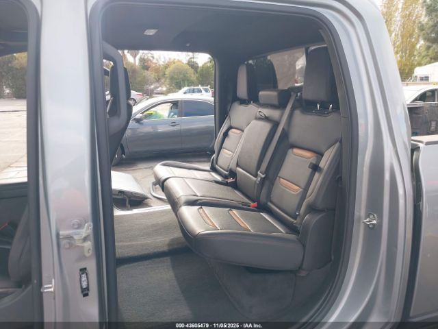 General Motors Sierra 2500HD 4wd  Standard Bed At4 Image 16