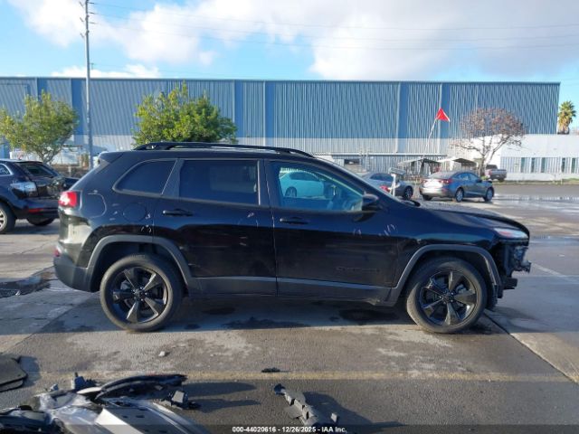 Jeep Cherokee Latitude Fwd Image 8