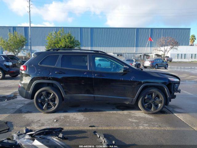 Jeep Cherokee Latitude Fwd Image 8
