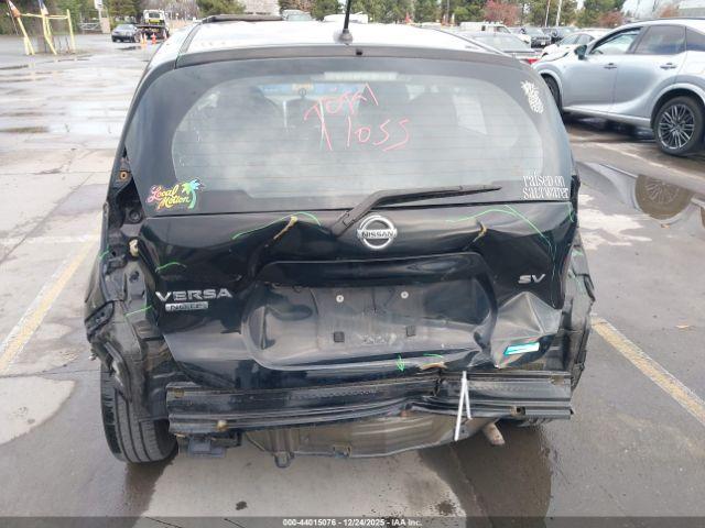 Nissan Versa Image 9