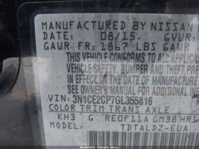 Nissan Versa Image 8