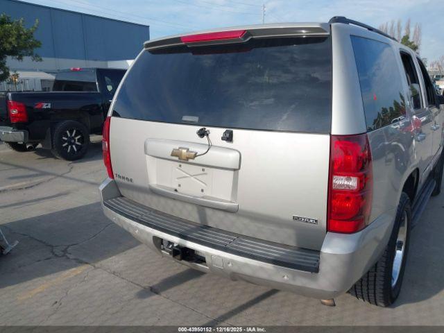 Chevrolet Tahoe Lt Image 8