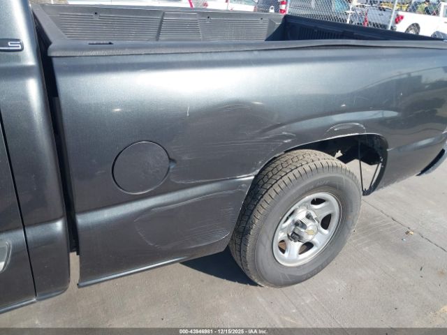 Chevrolet Silverado 1500 Ls Image 4