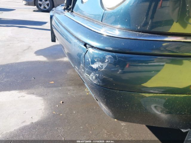 Mercedes-Benz E-Class Image 3