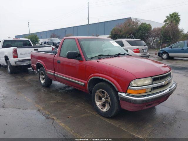  Salvage Chevrolet S-10