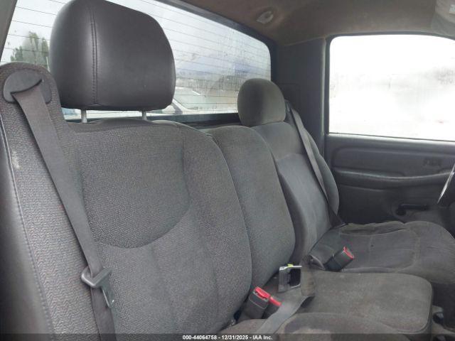 Chevrolet Silverado 1500 Work Truck Image 4