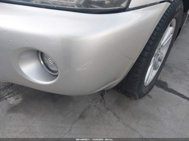 Toyota Highlander V6 Image 6