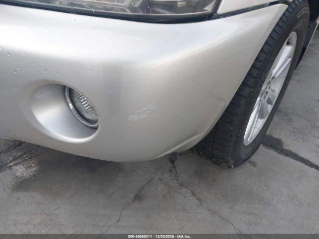 Toyota Highlander V6 Image 6