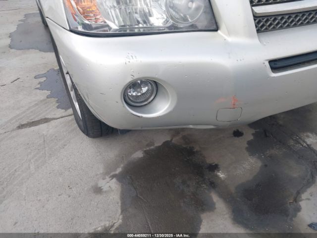 Toyota Highlander V6 Image 9