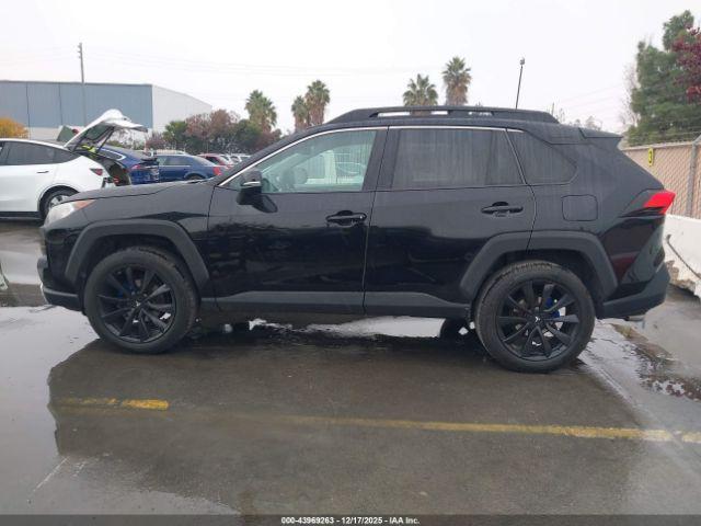 Toyota RAV4 Adventure Image 15