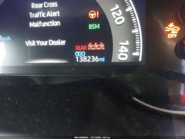 Toyota RAV4 Adventure Image 12