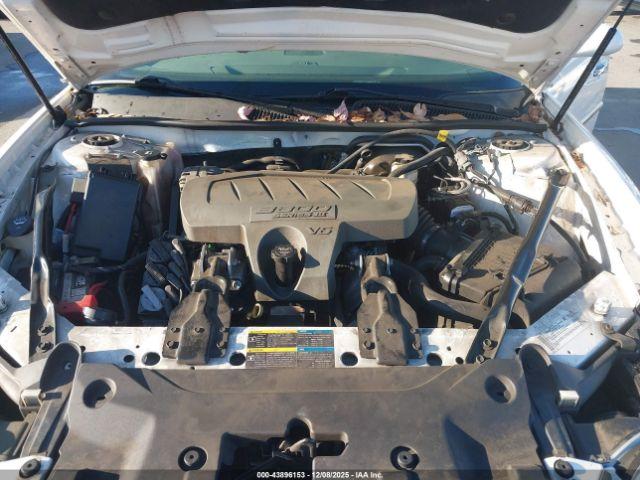 Buick LaCrosse Cxl Image 2