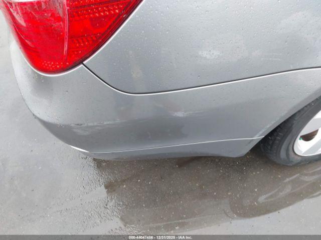 BMW 5 Series Image 5