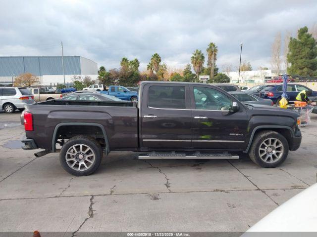 GMC Sierra 1500 Denali Image 13