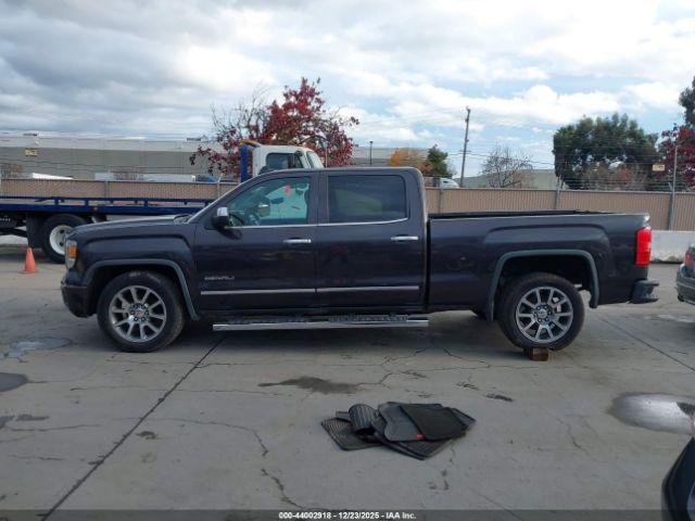 GMC Sierra 1500 Denali Image 14