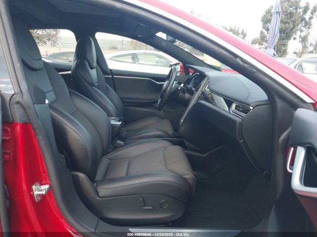 Tesla Model S Image 10