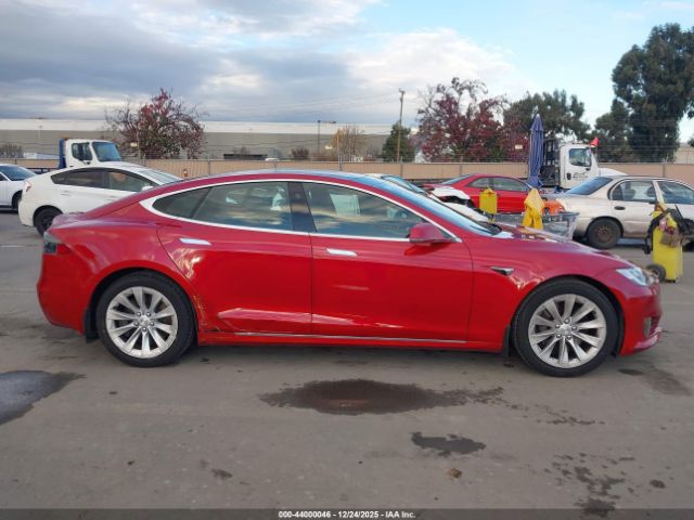 Tesla Model S Image 18