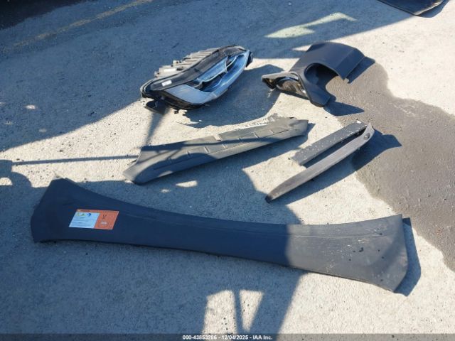 Tesla Model X Image 11