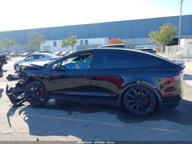 Tesla Model X Image 15