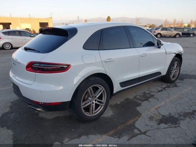 Porsche Macan Image 15