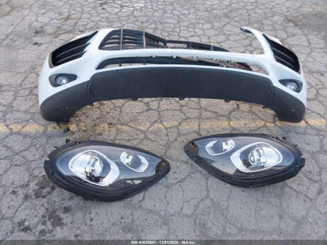 Porsche Macan Image 4