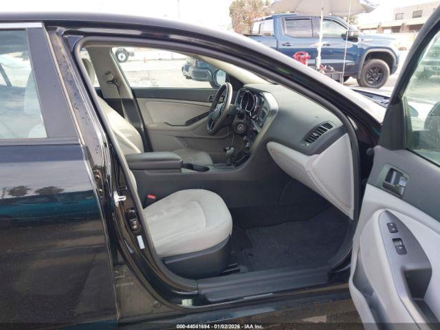 Kia Optima Lx Image 9