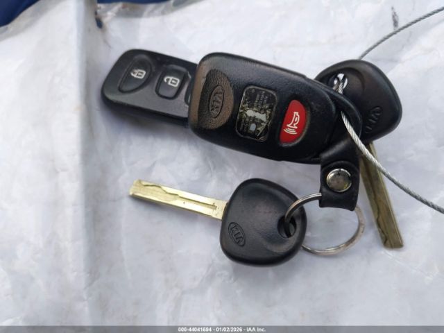 Kia Optima Lx Image 10