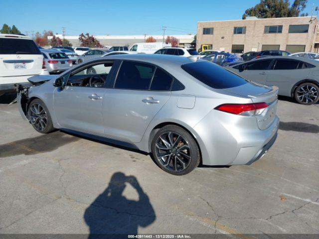 Toyota Corolla Se Image 11