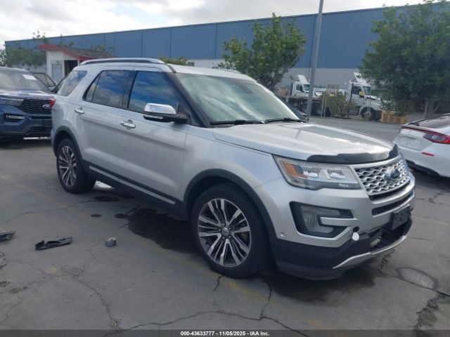 Ford Explorer Platinum Image 1