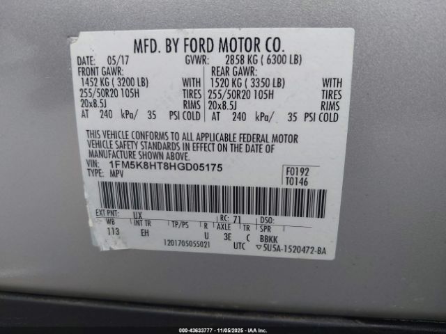 Ford Explorer Platinum Image 4