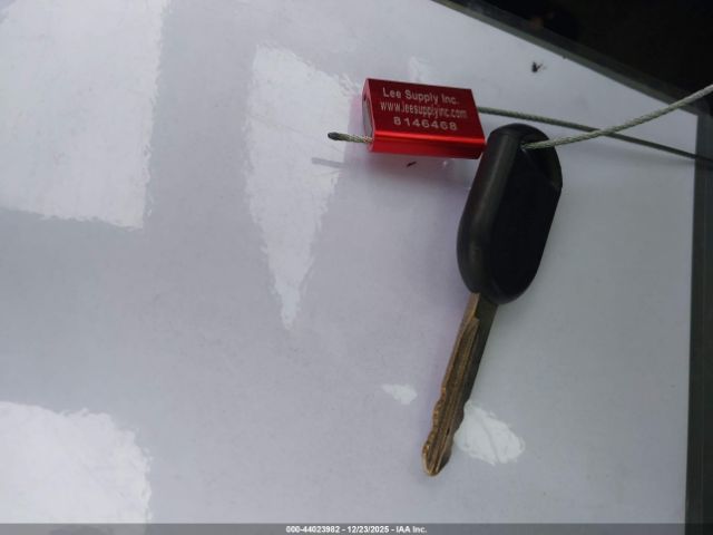 Ford Mustang V6 Image 13