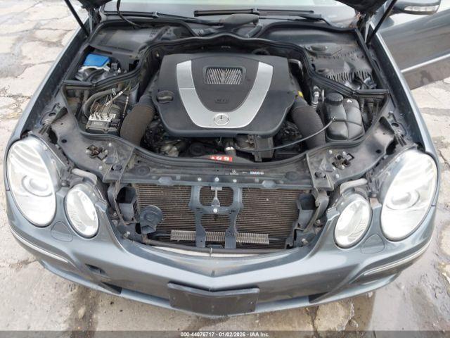 Mercedes-Benz E-Class Image 8