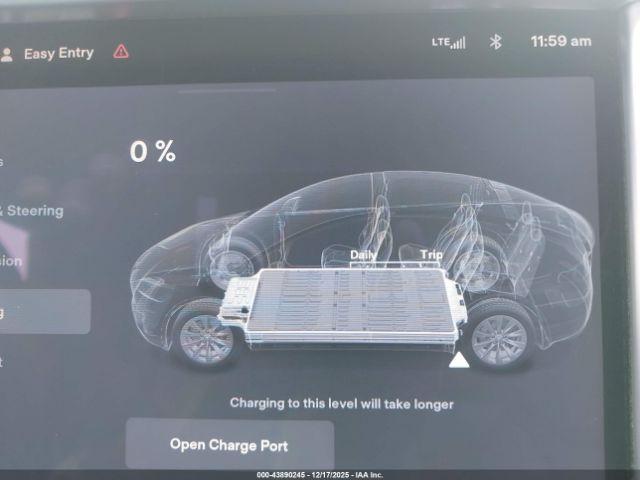 Tesla Model X Image 17