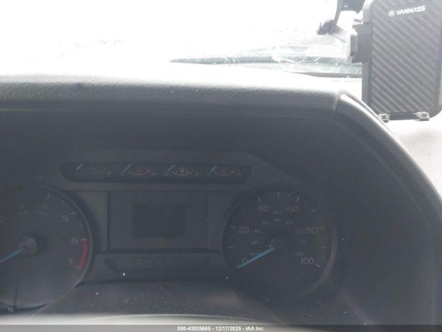 Ford F-250 Xl Image 14